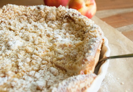 Kaesekuchen-Nektarinen-Tarte mit Streuseln