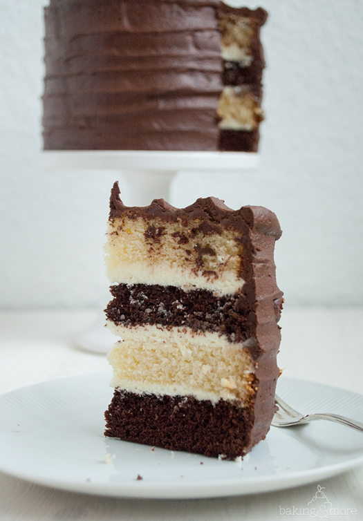 schokoladentorte, cake, chocolate cake, chocolate, schokolade, schoko, weiße schokolade, white chocolate, baking, backen, kuchen, birthday, geburtstag, vanille, vanilla