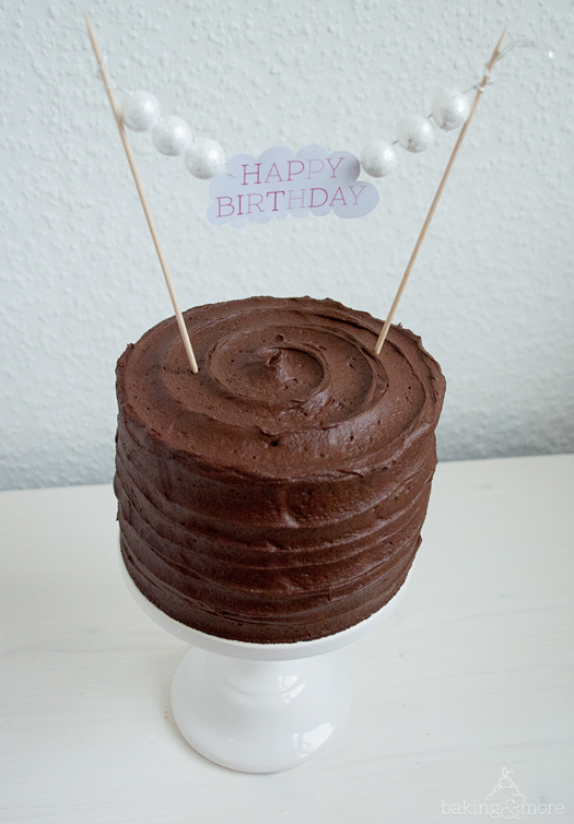 schokoladentorte, cake, chocolate cake, chocolate, schokolade, schoko, weiße schokolade, white chocolate, baking, backen, kuchen, birthday, geburtstag, vanille, vanilla