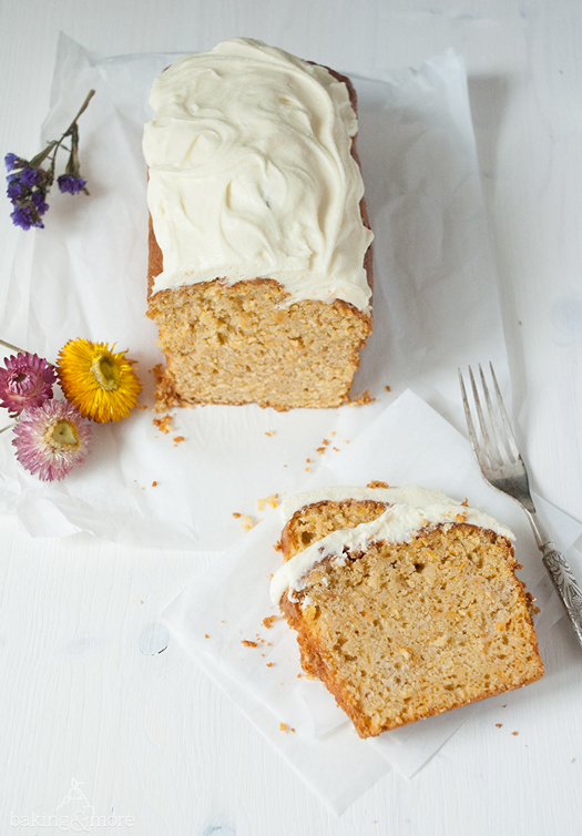kuchen, cake, karotten, carrots, apple, apfel, nuts, nüsse, karottenkuchen, carrot cake, cream cheese, frosting, frischkäse, kastenkuchen