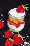Erdbeer-Mango Glasdessert mit Ricottacreme 1
