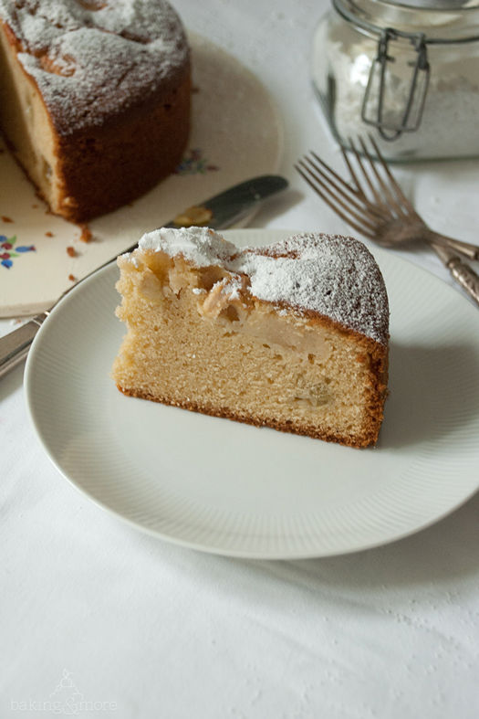 Apfel-Weintrauben-Schlupfkuchen